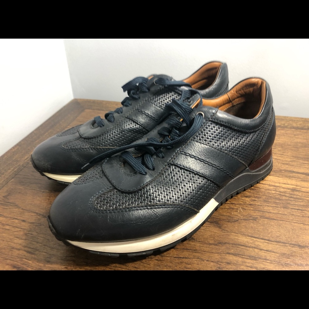 Bruno Magli Men’s Navy Blue Solid Size 11 Sneakers